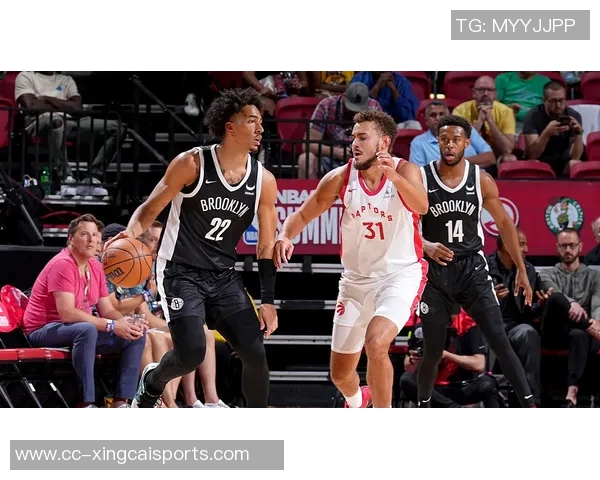 齐心协力!莫布里半场表现抢眼贡献双十一米切尔稳定输出助力球队争胜